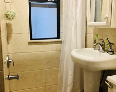 24-35 Steinway Street - Photo Thumbnail 15