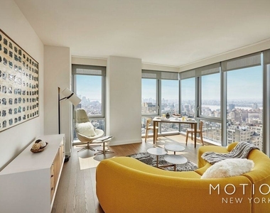 108 West 31st Street - Photo Thumbnail 3