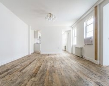 Williamsburg Entire Home Cashback Rental - Photo Thumbnail 1