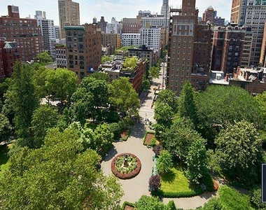 124 East 24th Street - Photo Thumbnail 5