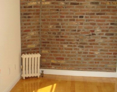 564 hudson st - Photo Thumbnail 1