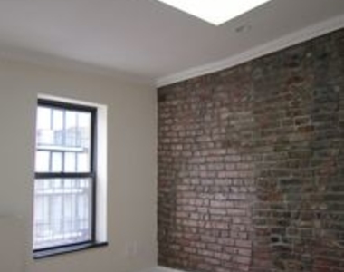 222 Avenue B - Photo Thumbnail 2