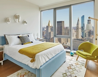 100 West 31 Street  - Photo Thumbnail 4