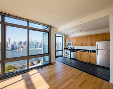 50th Avenue, Long Island City, NY, 11101 - Photo Thumbnail 1