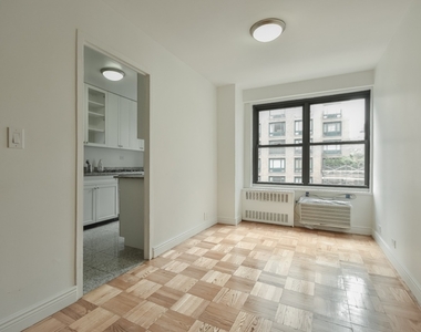 145 Fourth Avenue - Photo Thumbnail 4