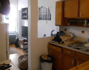 522 East 11th Street - Photo Thumbnail 2