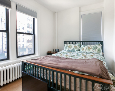 558 Broome St - Photo Thumbnail 3