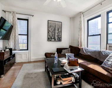 558 Broome St - Photo Thumbnail 0