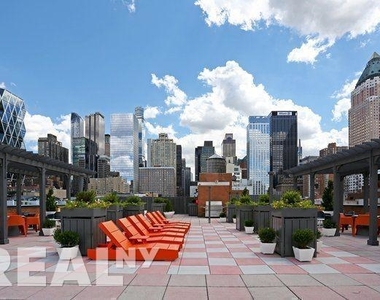 410 West 53rd Street - Photo Thumbnail 9