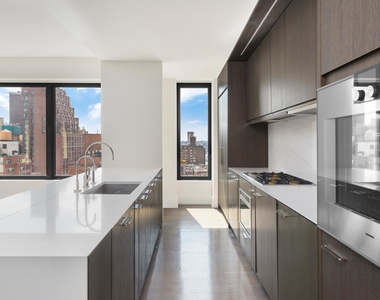 301 East 50th St - Photo Thumbnail 0