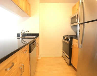 W 96th St - Photo Thumbnail 1