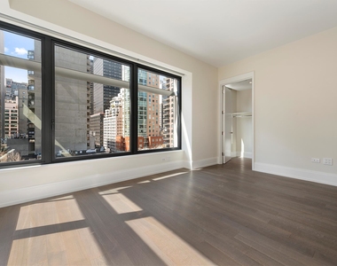 301 East 50th St - Photo Thumbnail 3