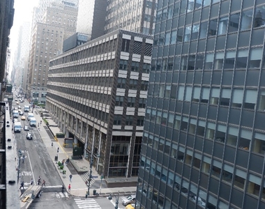 140 East 46th Street - Photo Thumbnail 9