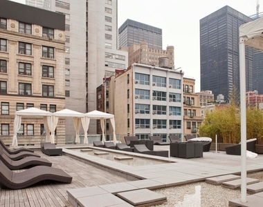 111 Fulton St - Photo Thumbnail 3