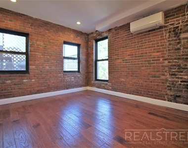 245 Bergen Street - Photo Thumbnail 7