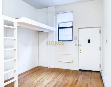 283 East 7th Street - Photo Thumbnail 3