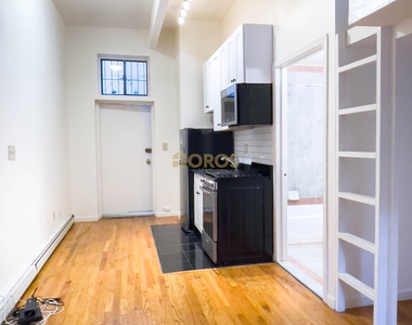 283 East 7th Street - Photo Thumbnail 6