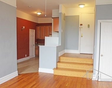 210 park place - Photo Thumbnail 2