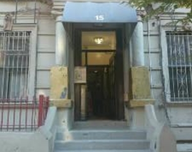 W 103rd St - Photo Thumbnail 0