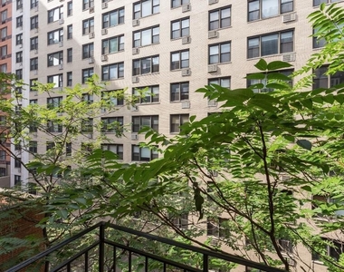 2  Bedroom at East 35 street/1 ave - Photo Thumbnail 6