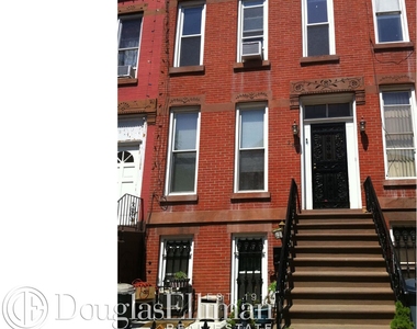 287 11th St - Photo Thumbnail 7