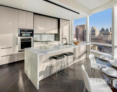 260 West 54th Street - Photo Thumbnail 1