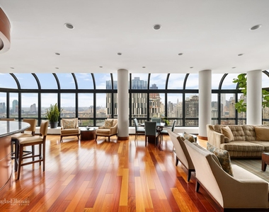 530 East 76th St - Photo Thumbnail 11