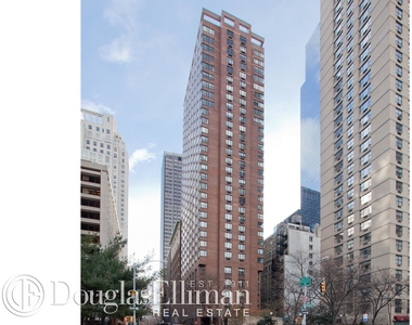 30 West 61st St - Photo Thumbnail 12