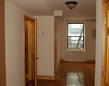 508 Greenwich Street - Photo Thumbnail 4