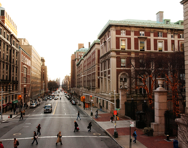 Broadway / W125th Street - Photo Thumbnail 7