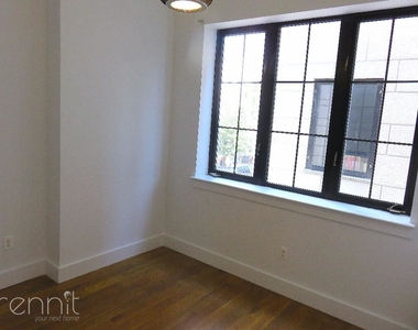 861 Broadway - Photo Thumbnail 4