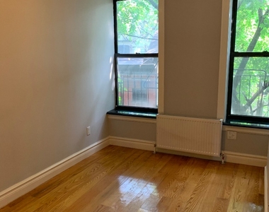 3BD in East Village  for Rent - Photo Thumbnail 4