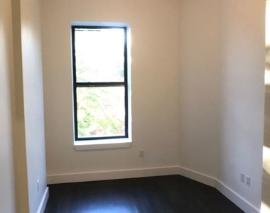 162 Stuyvesant St 4f - Photo Thumbnail 11