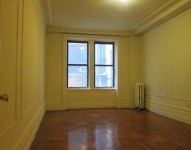 3647 Broadway - Photo Thumbnail 2