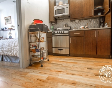 1323 Bedford Ave #3f - Photo Thumbnail 2