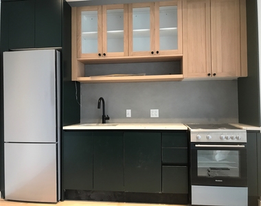 44 Kent Street - Photo Thumbnail 1