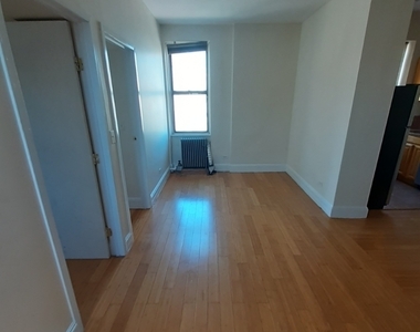 1215 Myrtle Avenue - Photo Thumbnail 2