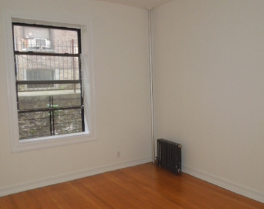 356 St Johns Place B - Photo Thumbnail 5