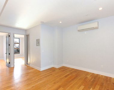 17 Devoe St - Unit: 305 - Photo Thumbnail 5