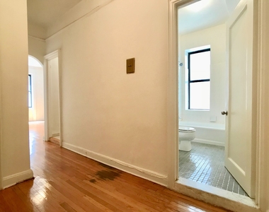 515 West 110th Street - Photo Thumbnail 2