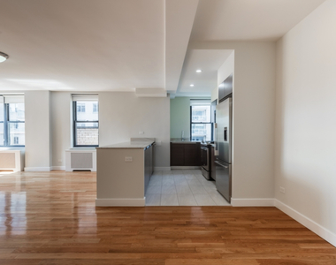 400 East 57 st - Photo Thumbnail 1