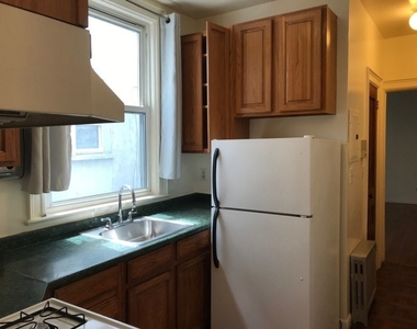 21-61 42nd Street, Astoria - Photo Thumbnail 3