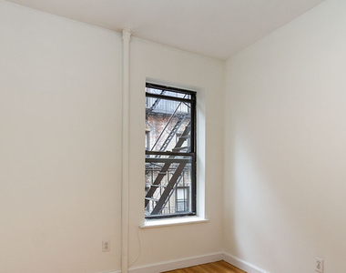 315 East 84th Street - Photo Thumbnail 5