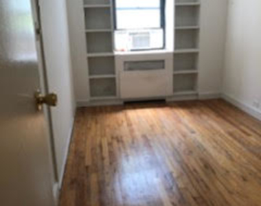 330 EAST 43 STREET - Photo Thumbnail 7