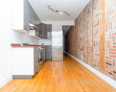 105 Wilson Avenue - Photo Thumbnail 0