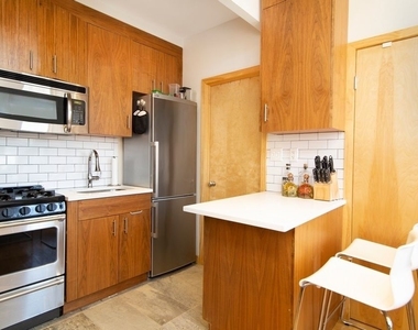 111 Mott Street - Photo Thumbnail 1