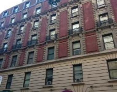 West 94th Street - Photo Thumbnail 0