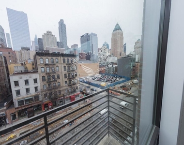 821 Ninth Avenue - Photo Thumbnail 15