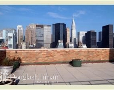 10 Park Avenue - Photo Thumbnail 6