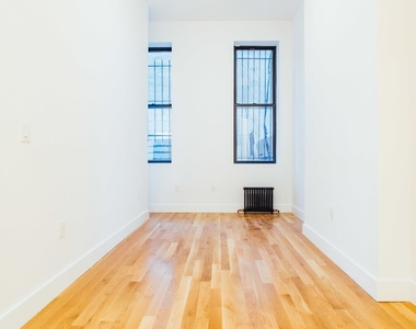 1063 Bedford Ave - Photo Thumbnail 5